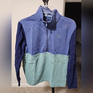 Vineyard vines hoodie